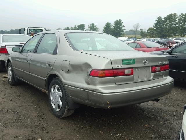 4T1BF22K7WU041644 - 1998 TOYOTA CAMRY CE GRAY photo 3