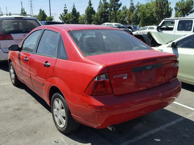 1FAFP34NX7W106529 - 2007 FORD FOCUS ZX4 RED photo 3