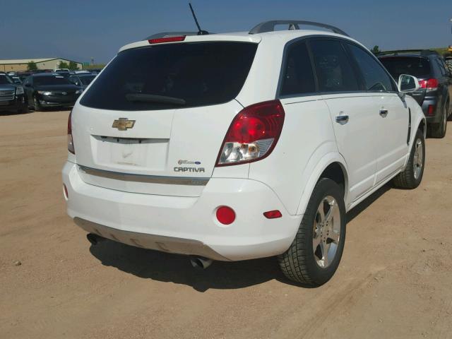 3GNFL4E56CS587368 - 2012 CHEVROLET CAPTIVA SP WHITE photo 4