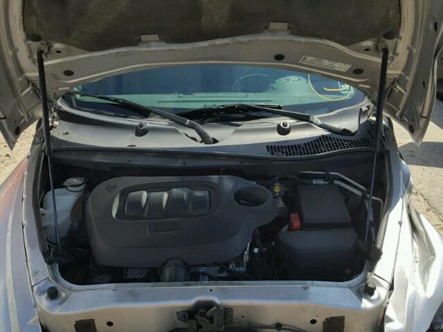 3GNDA13D26S661833 - 2006 CHEVROLET HHR LS SILVER photo 7