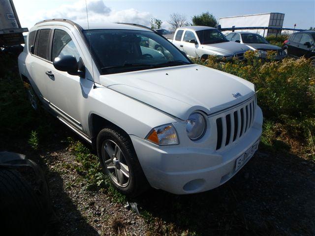 1J8FT47W28D564555 - 2008 JEEP COMPASS SP WHITE photo 1
