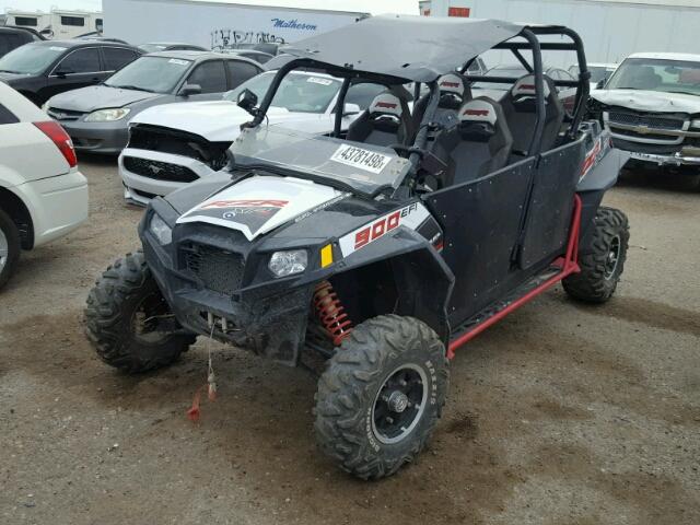 4XAXT9EA6DF681027 - 2013 POLARIS RZR 4 900 BLACK photo 2