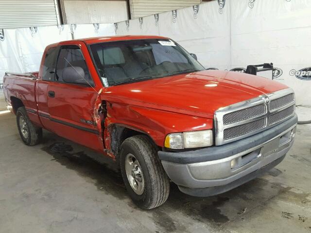 1B7HC13Z9WJ102958 - 1998 DODGE RAM 1500 RED photo 1