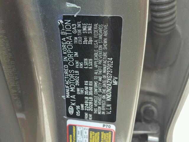 KNDJN2A2XG7379124 - 2016 KIA SOUL GRAY photo 10