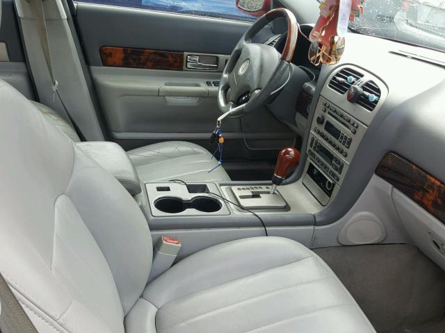 1LNHM86S74Y608552 - 2004 LINCOLN LS 红色 照片 5