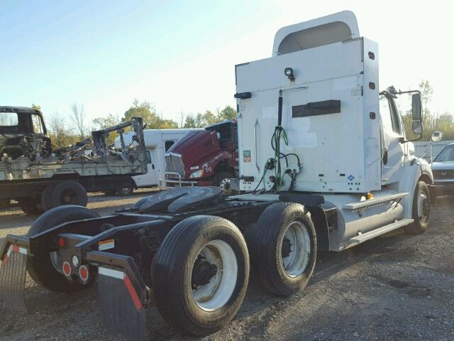 1FUJC5DX9DHFA1905 - 2013 FREIGHTLINER M2 GRAY photo 4