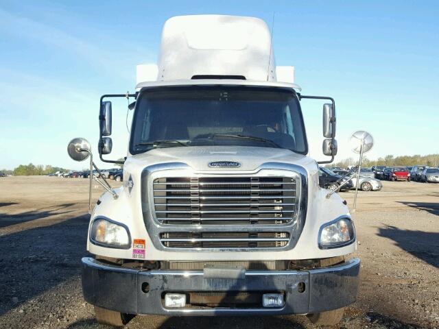 1FUJC5DX9DHFA1905 - 2013 FREIGHTLINER M2 GRAY photo 9