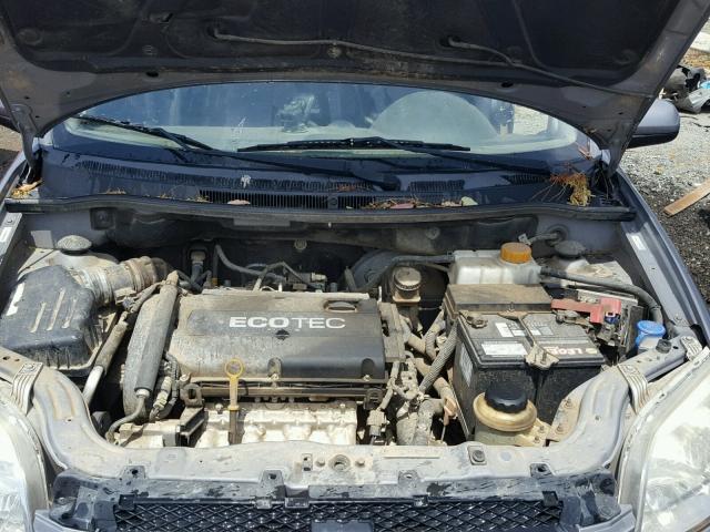 KL1TD5DE6BB152898 - 2011 CHEVROLET AVEO LS SILVER photo 7