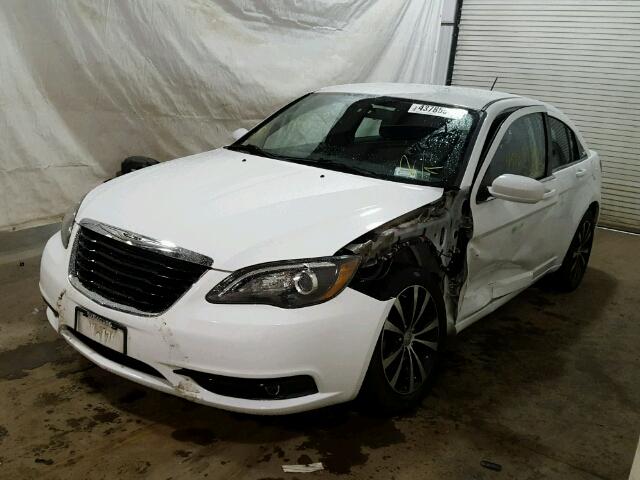 1C3CCBBG7CN303749 - 2012 CHRYSLER 200 TOURIN WHITE photo 2