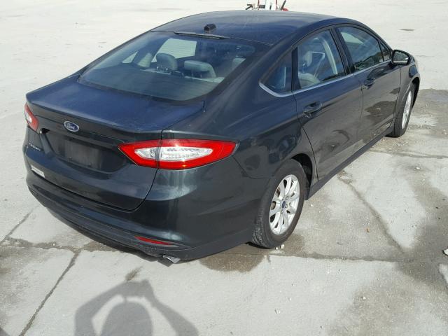 1FA6P0G78F5101135 - 2015 FORD FUSION S GRAY photo 4