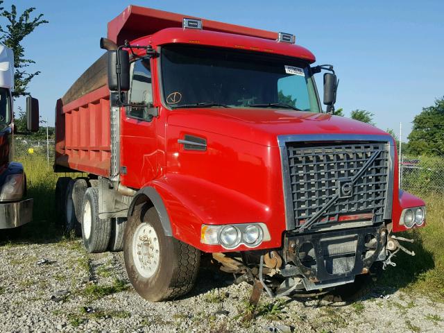 4V5KC9GG37N428245 - 2007 VOLVO VHD RED photo 1