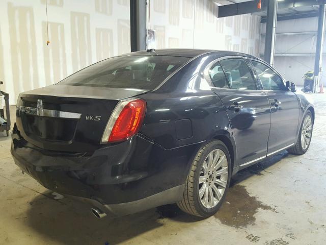 1LNHM93R39G612540 - 2009 LINCOLN MKS BLACK photo 4