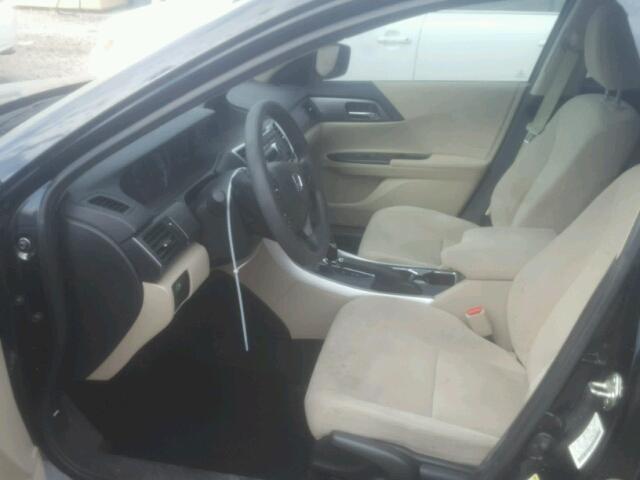 1HGCR2F34DA249905 - 2013 HONDA ACCORD LX 黑色 照片 5