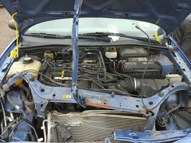 1FAFP34N25W261380 - 2005 FORD FOCUS BLUE photo 7