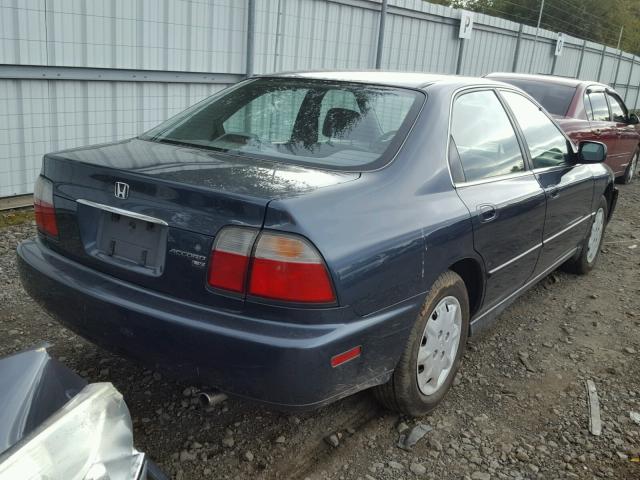 JHMCD5635VC021642 - 1997 HONDA ACCORD LX BLUE photo 4