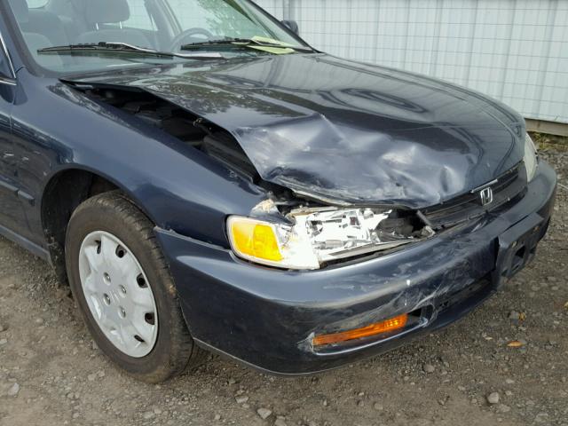 JHMCD5635VC021642 - 1997 HONDA ACCORD LX BLUE photo 9