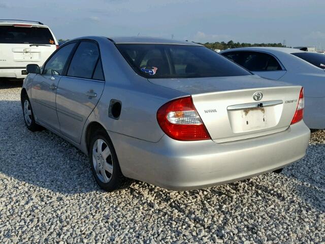 4T1BE32K72U520584 - 2002 TOYOTA CAMRY LE GRAY photo 3