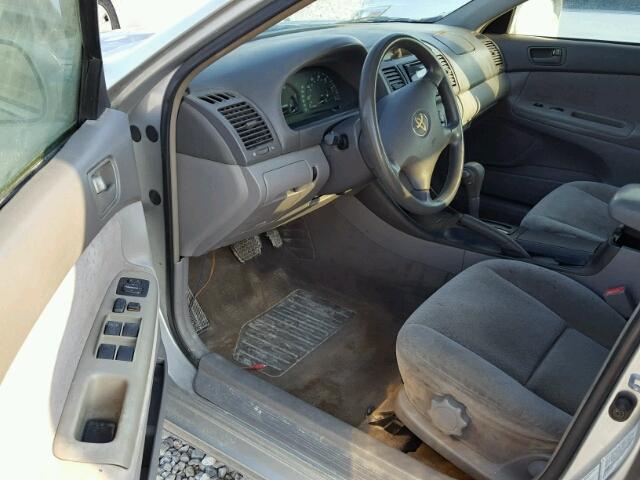 4T1BE32K72U520584 - 2002 TOYOTA CAMRY LE GRAY photo 9