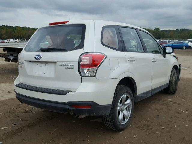 JF2SJAAC3HG566839 - 2017 SUBARU FORESTER 2 WHITE photo 4