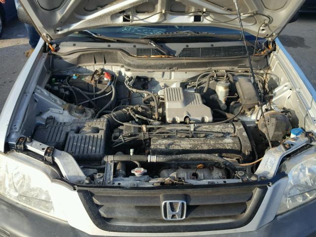 JHLRD1848YC040669 - 2000 HONDA CR-V LX SILVER photo 7