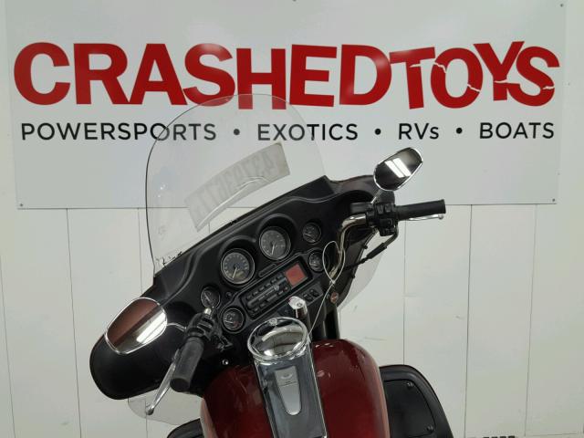 1HD1FCW153Y643355 - 2003 HARLEY-DAVIDSON FLHTCUI RED photo 8