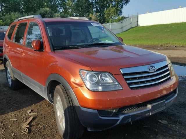 KNDJJ741895011860 - 2009 KIA BORREGO LX ORANGE photo 1