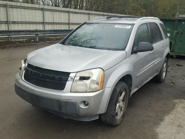 2CNDL63F056178898 - 2005 CHEVROLET EQUINOX LT SILVER photo 2