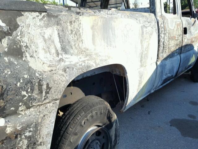 1GCHK29D57E145918 - 2007 CHEVROLET SILVERADO BURN photo 9