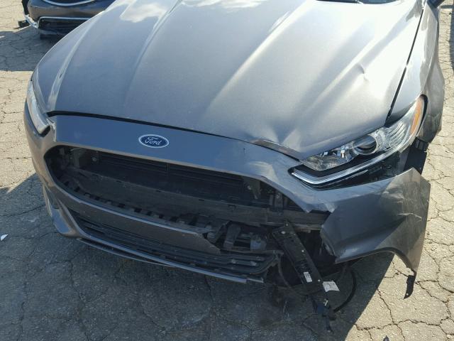 1FA6P0H7XE5389401 - 2014 FORD FUSION SE GRAY photo 9