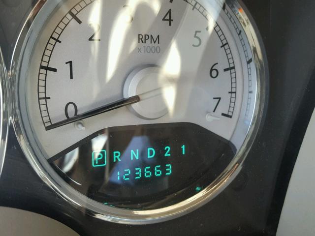 1A8HW58238F143157 - 2008 CHRYSLER ASPEN LIMI 白色 照片 8