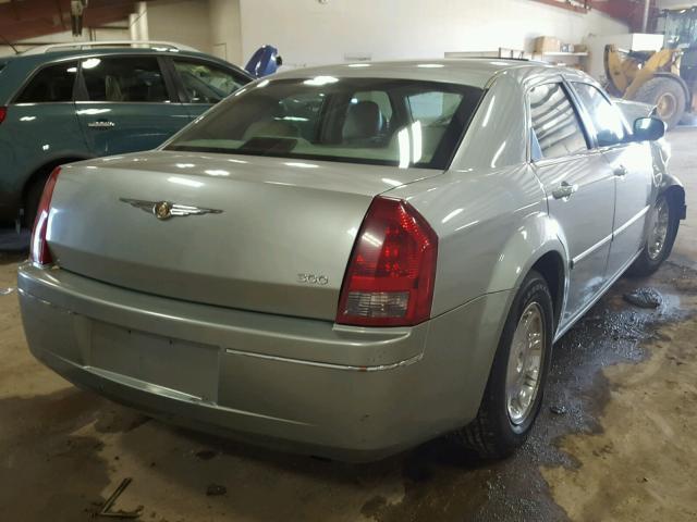 2C3KA53G16H128073 - 2006 CHRYSLER 300 GRAY photo 4