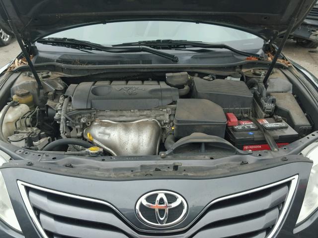 4T1BF3EK3BU126959 - 2011 TOYOTA CAMRY BASE CHARCOAL photo 7