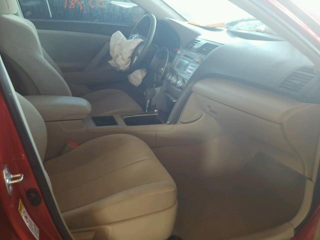 4T1BE46K09U368108 - 2009 TOYOTA CAMRY BASE RED photo 5