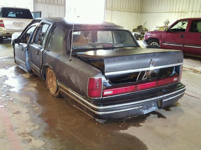 1LNCM81W9MY702596 - 1991 LINCOLN TOWN CAR E BLACK photo 3