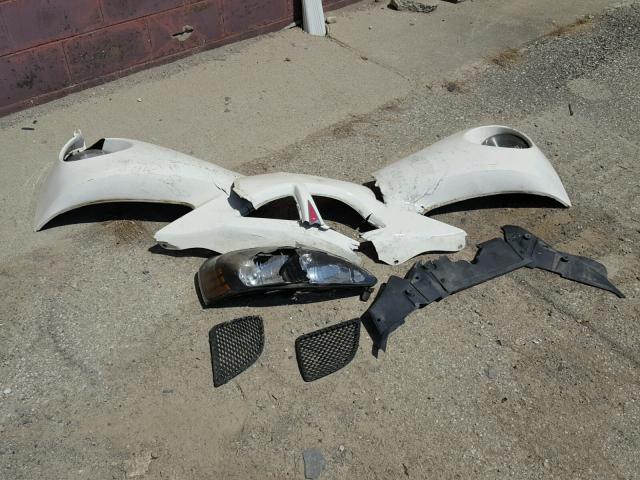 2G2WP552861300464 - 2006 PONTIAC GRAND PRIX WHITE photo 9