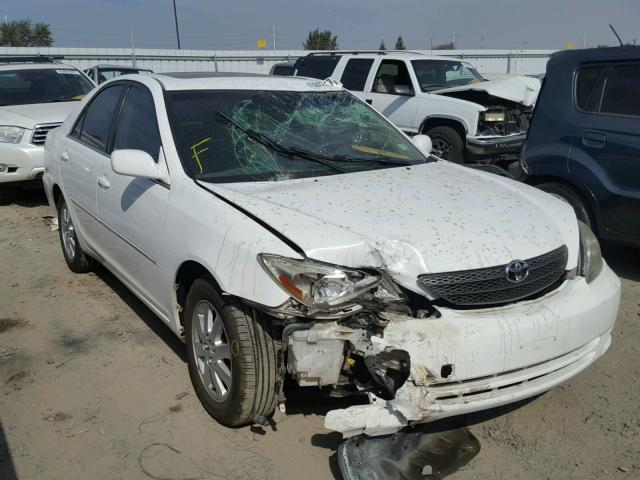 JTDBF30K820011146 - 2002 TOYOTA CAMRY LE 白色 照片 1