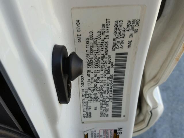 JTEBT14R440044406 - 2004 TOYOTA 4RUNNER SR WHITE photo 10