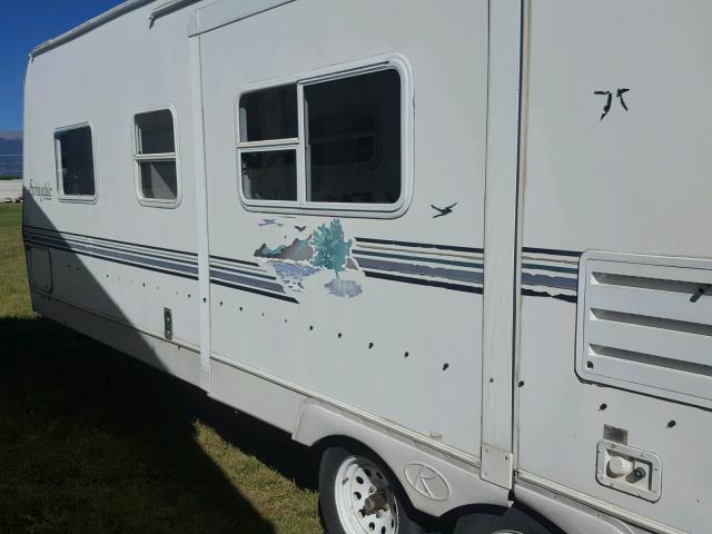 4YDT2702019260586 - 2001 SPRN CAMPER WHITE photo 3