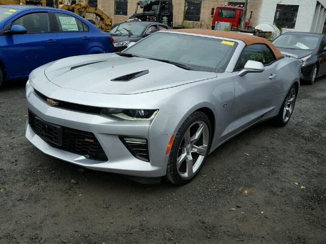 1G1FH3D78G0191827 - 2016 CHEVROLET CAMARO SS SILVER photo 2