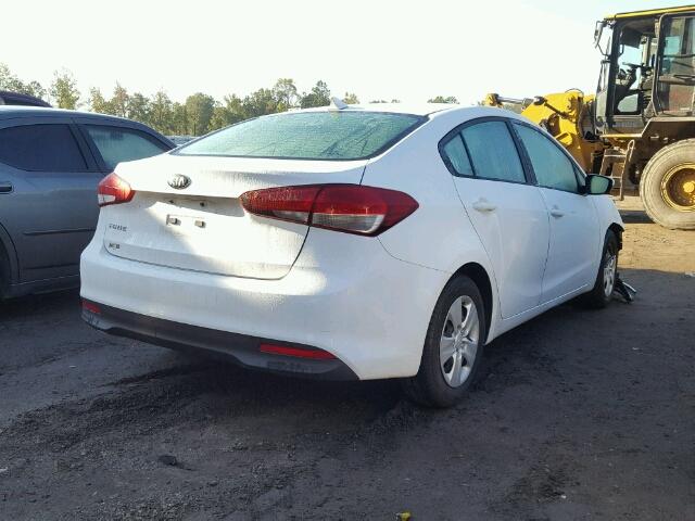 3KPFK4A79HE086967 - 2017 KIA FORTE LX WHITE photo 4