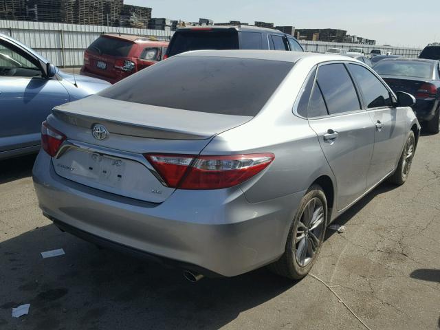 4T1BF1FK5HU315009 - 2017 TOYOTA CAMRY LE SILVER photo 4