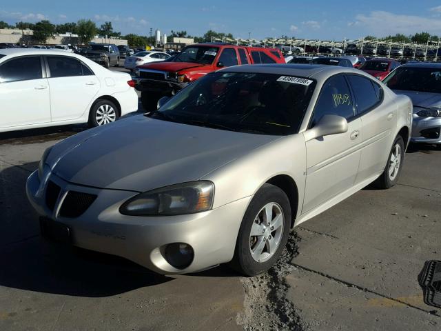 2G2WP552581112388 - 2008 PONTIAC GRAND PRIX GOLD photo 2