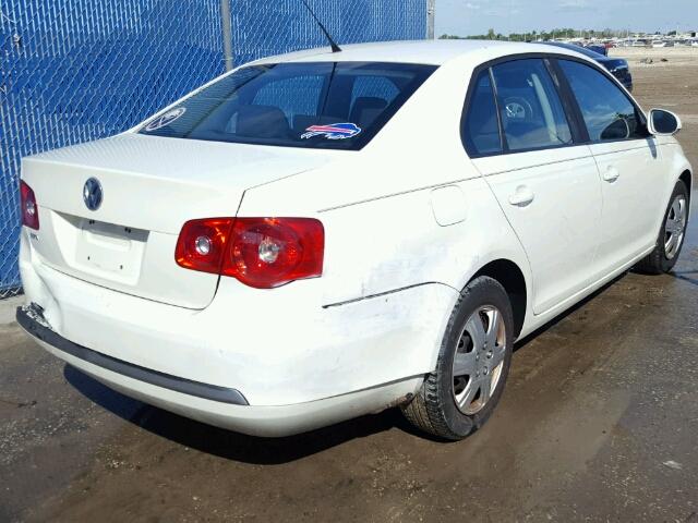 3VWGF71KX7M136761 - 2007 VOLKSWAGEN JETTA WHITE photo 4