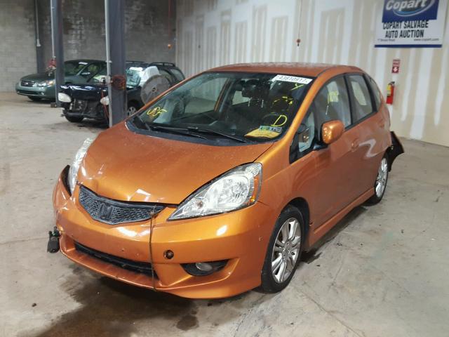 JHMGE88419S008095 - 2009 HONDA FIT SPORT ORANGE photo 2