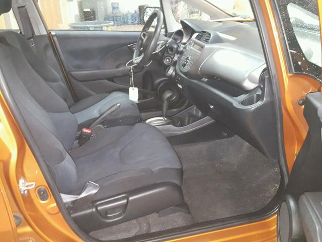 JHMGE88419S008095 - 2009 HONDA FIT SPORT ORANGE photo 5