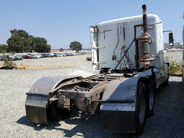 1FUYSXYB2XL948798 - 1999 FREIGHTLINER CONVENTION WHITE photo 4