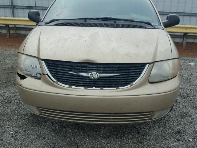 2C8GP64L91R241045 - 2001 CHRYSLER TOWN & COU GOLD photo 9