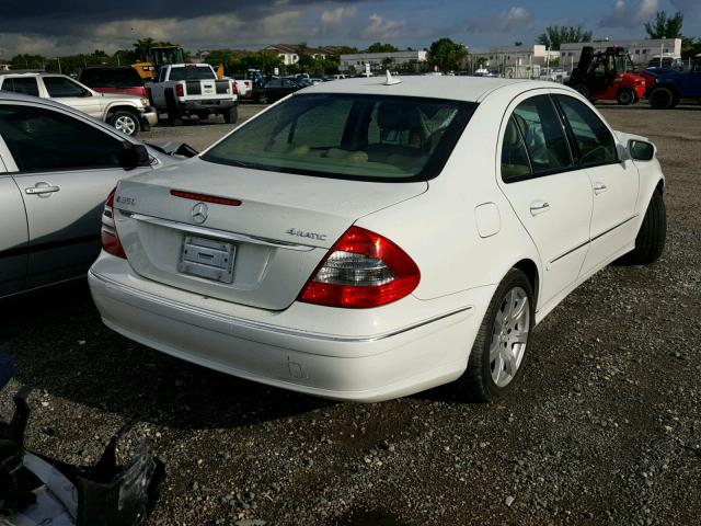 WDBUF87X77X216753 - 2007 MERCEDES-BENZ E 350 4MAT WHITE photo 4