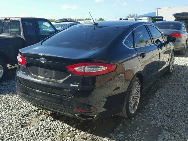 3FA6P0H99GR350932 - 2016 FORD FUSION SE BLACK photo 4