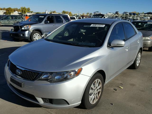 KNAFU4A23B5353700 - 2011 KIA FORTE EX SILVER photo 2